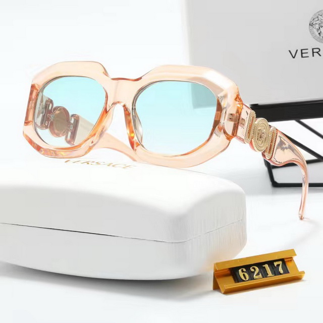 Versace Boutique Sunglasses 042